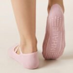 care essence Pilates Pink Socks0